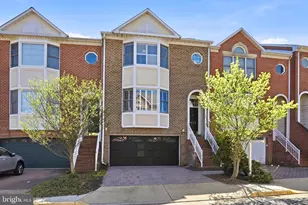 8176 Madrillon Ct, Vienna, VA 22182 - Photo 1