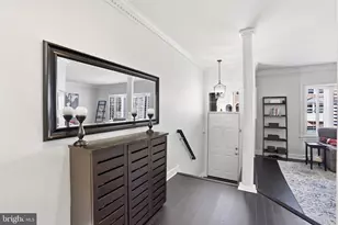 8176 Madrillon Ct, Vienna, VA 22182 - Photo 3