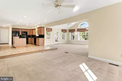 15470 Meherrin Drive, Centreville, VA 20120 - Photo 31