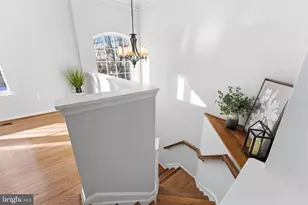 12426 Casbeer Dr, Fairfax, VA 22033 - Photo 11