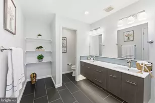 12426 Casbeer Dr, Fairfax, VA 22033 - Photo 35