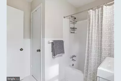 6424 Walters Woods Drive, Falls Church, VA 22044 - Photo 35