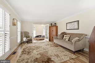 6321 Barsky Ct, Fairfax Station, VA 22039 - Photo 7