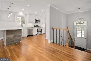 8711 Millbrook Pl, Alexandria, VA 22309 - Photo 3