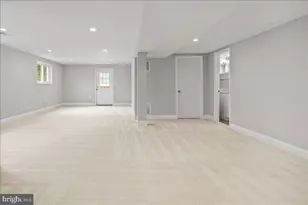 8711 Millbrook Pl, Alexandria, VA 22309 - Photo 35