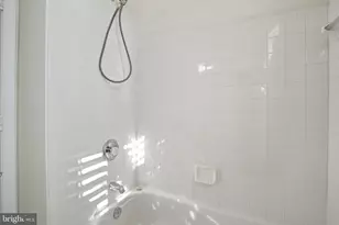 1305 Windleaf Dr, Reston, VA 20194 - Photo 17