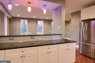 2623 Stenhouse Pl, Dunn Loring, VA 22027 - Photo 7