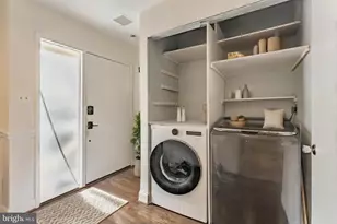 2412 Southgate Square, Reston, VA 20191 - Photo 7