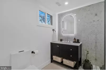 6810 Weaver Avenue, McLean, VA 22101 - Photo 25