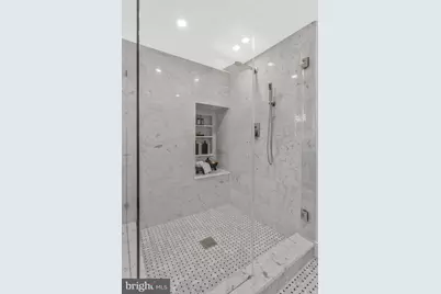 6810 Weaver Avenue, McLean, VA 22101 - Photo 33