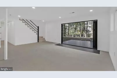 6810 Weaver Avenue, McLean, VA 22101 - Photo 29