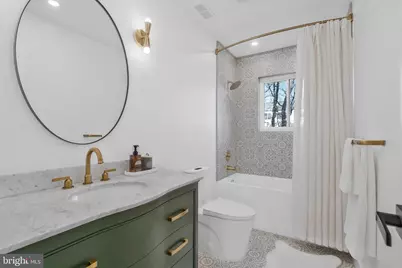 6810 Weaver Avenue, McLean, VA 22101 - Photo 3