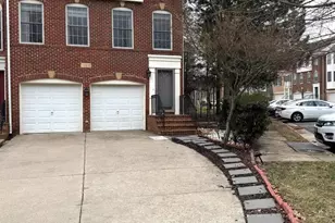 12915 Starters Ln, Fairfax, VA 22033 - Photo 1