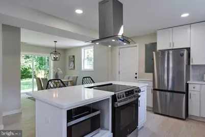 8426 Woodlawn Street, Alexandria, VA 22309 - Photo 15