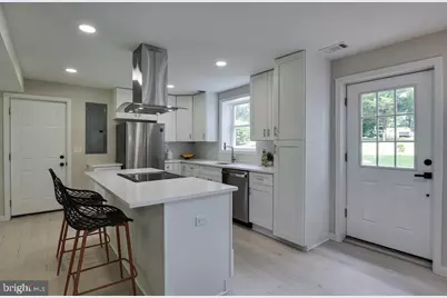 8426 Woodlawn Street, Alexandria, VA 22309 - Photo 13