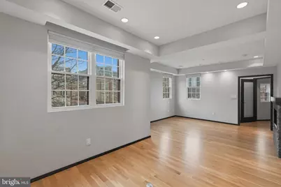 12104 Chancery Station Circle, Reston, VA 20190 - Photo 21