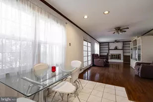 4202 Stanby Ct, Alexandria, VA 22312 - Photo 19