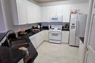 4330 Cannon Ridge Ct, Fairfax, VA 22033 - Photo 3