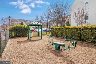 4330 Cannon Ridge Ct, Fairfax, VA 22033 - Photo 35