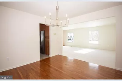 9102 Red Lion Tavern Court, Springfield, VA 22153 - Photo 13