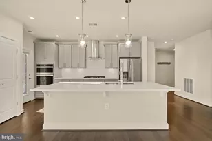 2320 Field Point Rd, Herndon, VA 20171 - Photo 7