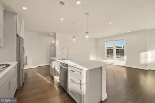 2320 Field Point Rd, Herndon, VA 20171 - Photo 13