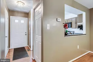 5730 Evergreen Knoll Ct, Alexandria, VA 22303 - Photo 5