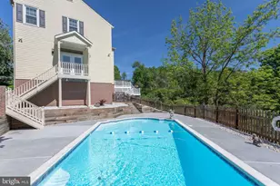 1435 Rosewood Hill Dr, Vienna, VA 22182 - Photo 49