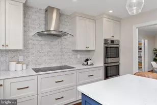 1435 Rosewood Hill Dr, Vienna, VA 22182 - Photo 9