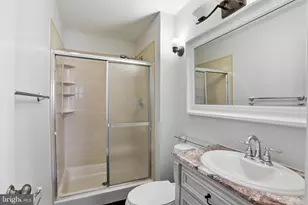 10293 Latney Rd, Fairfax, VA 22032 - Photo 11