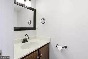 10293 Latney Rd, Fairfax, VA 22032 - Photo 19