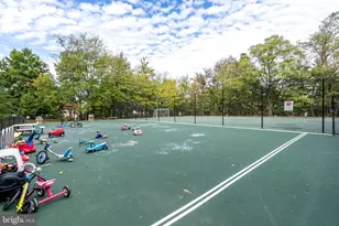 8370 Greensboro Dr, McLean, VA 22102 - Photo 17