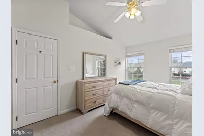 8873 Royal Doulton Lane, Fairfax, VA 22031 - Photo 27