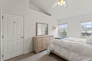 8873 Royal Doulton Ln, Fairfax, VA 22031 - Photo 27