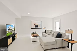 7717 Fisher Dr, Falls Church, VA 22043 - Photo 27