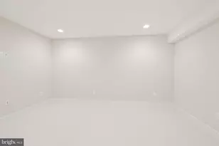 7717 Fisher Dr, Falls Church, VA 22043 - Photo 39