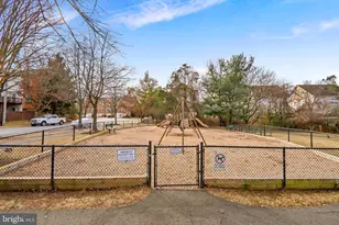 1795 Brentridge St, Vienna, VA 22182 - Photo 67