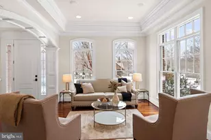 6817 Stockwell Manor Dr, Falls Church, VA 22043 - Photo 3