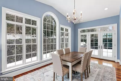 6817 Stockwell Manor Drive, Falls Church, VA 22043 - Photo 7