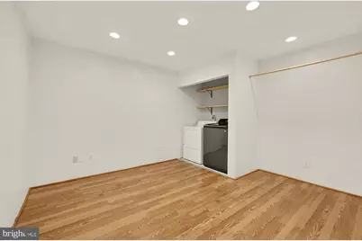 8906 Royal Astor Way, Fairfax, VA 22031 - Photo 27