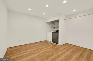 8906 Royal Astor Way, Fairfax, VA 22031 - Photo 27