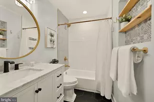8906 Royal Astor Way, Fairfax, VA 22031 - Photo 17