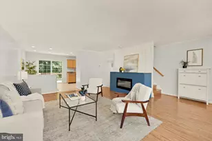 8906 Royal Astor Way, Fairfax, VA 22031 - Photo 5