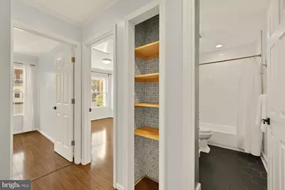 8906 Royal Astor Way, Fairfax, VA 22031 - Photo 23