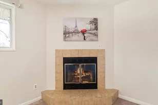 2819 Kalmia Lee Ct, Falls Church, VA 22042 - Photo 19