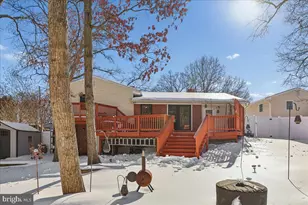 6816 Mayo Ct, Springfield, VA 22150 - Photo 9