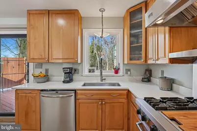 6816 Mayo Court, Springfield, VA 22150 - Photo 23