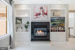 10109 High Hill Ct, Great Falls, VA 22066 - Photo 17