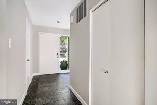 1953 Lakeport Way, Reston, VA 20191 - Photo 9