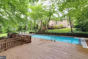 10700 Hunters Run Ct, Vienna, VA 22181 - Photo 61